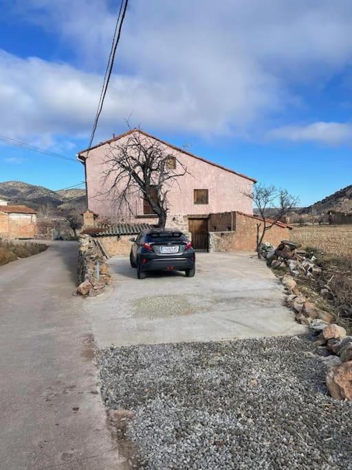 Acogedora Casa Con Patio-Parking Vila Albarracín Exterior foto